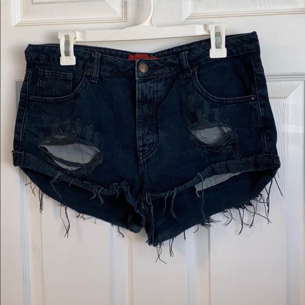 Black distressed summer shorts